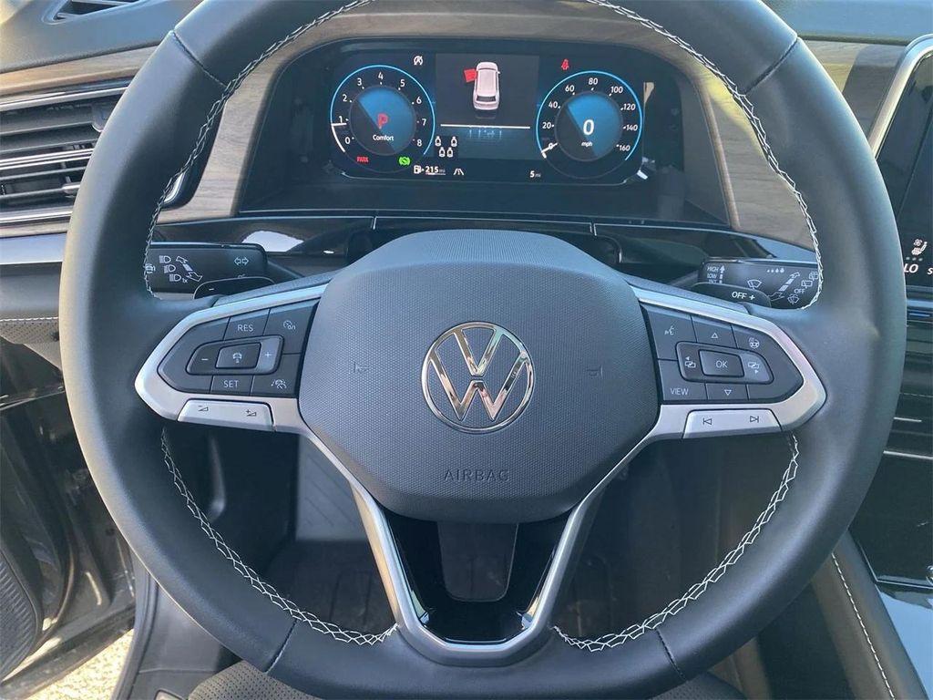 new 2026 Volkswagen Atlas car, priced at $44,185