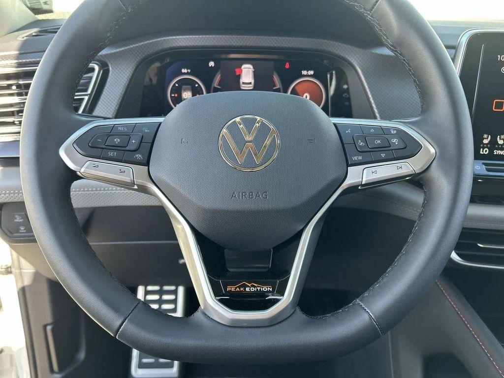 new 2026 Volkswagen Atlas car, priced at $48,499