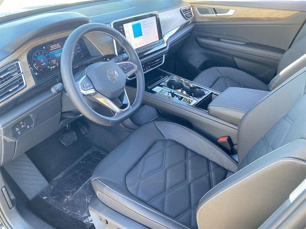 new 2026 Volkswagen Atlas car, priced at $43,217