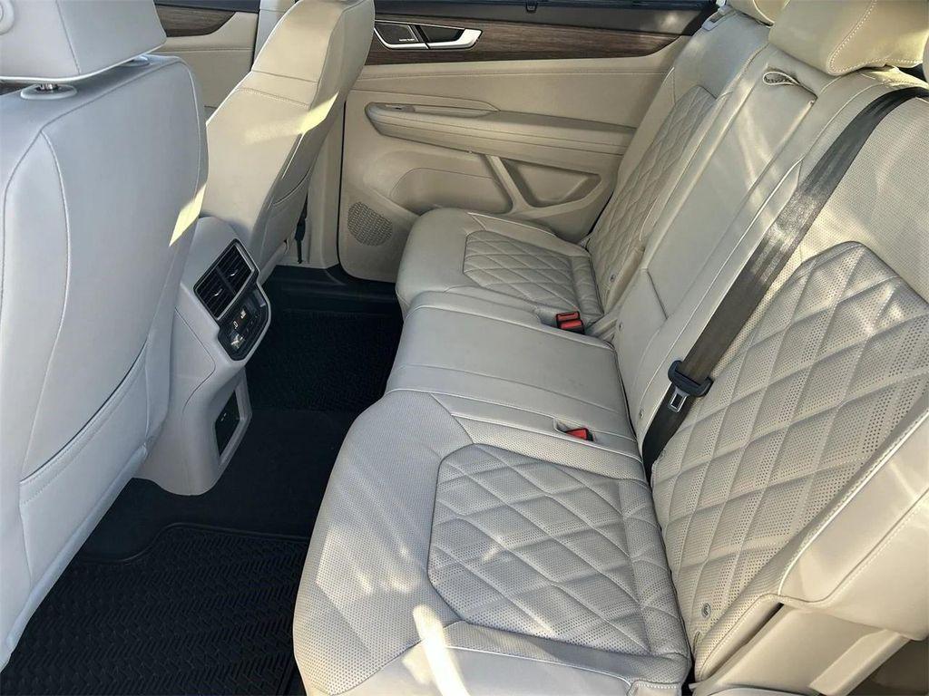 new 2026 Volkswagen Atlas car, priced at $52,722