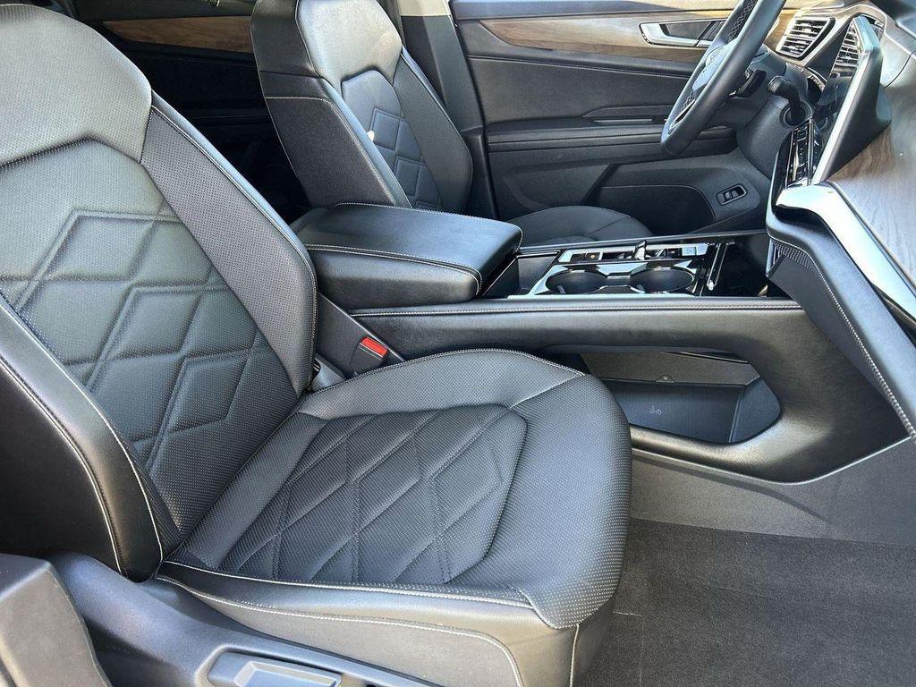 used 2024 Volkswagen Atlas car, priced at $27,732