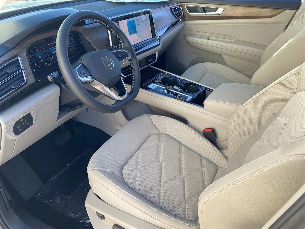 new 2026 Volkswagen Atlas car, priced at $44,252