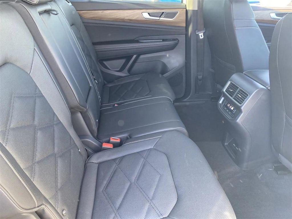 new 2026 Volkswagen Atlas car, priced at $39,127