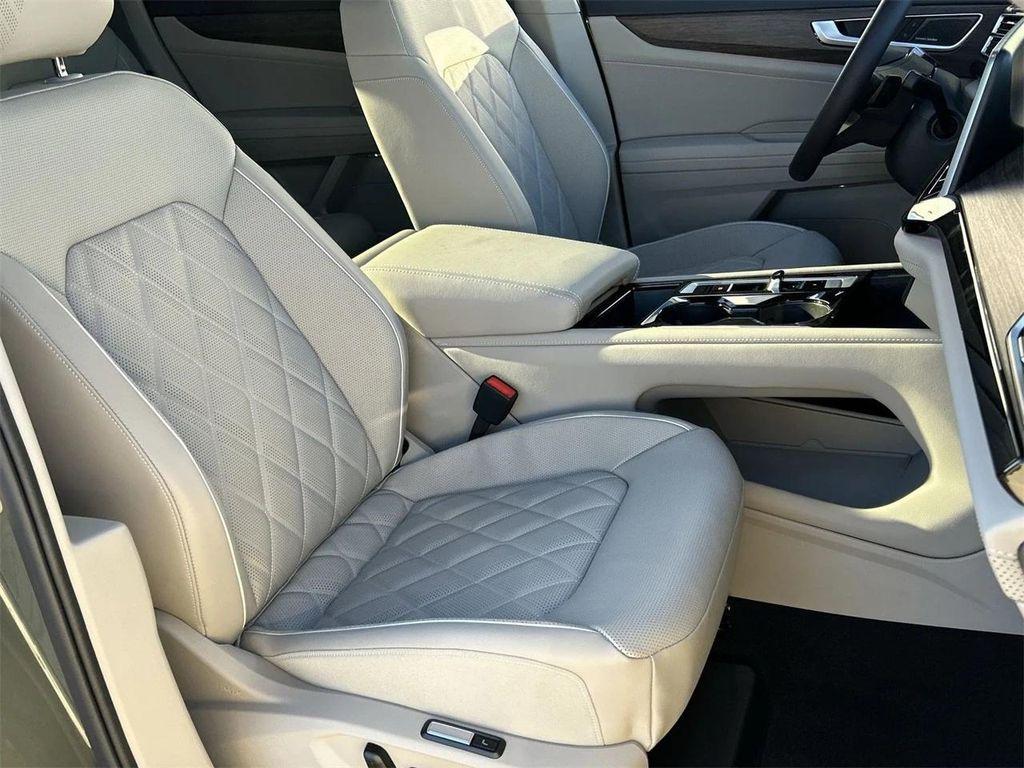 new 2026 Volkswagen Atlas car, priced at $53,188