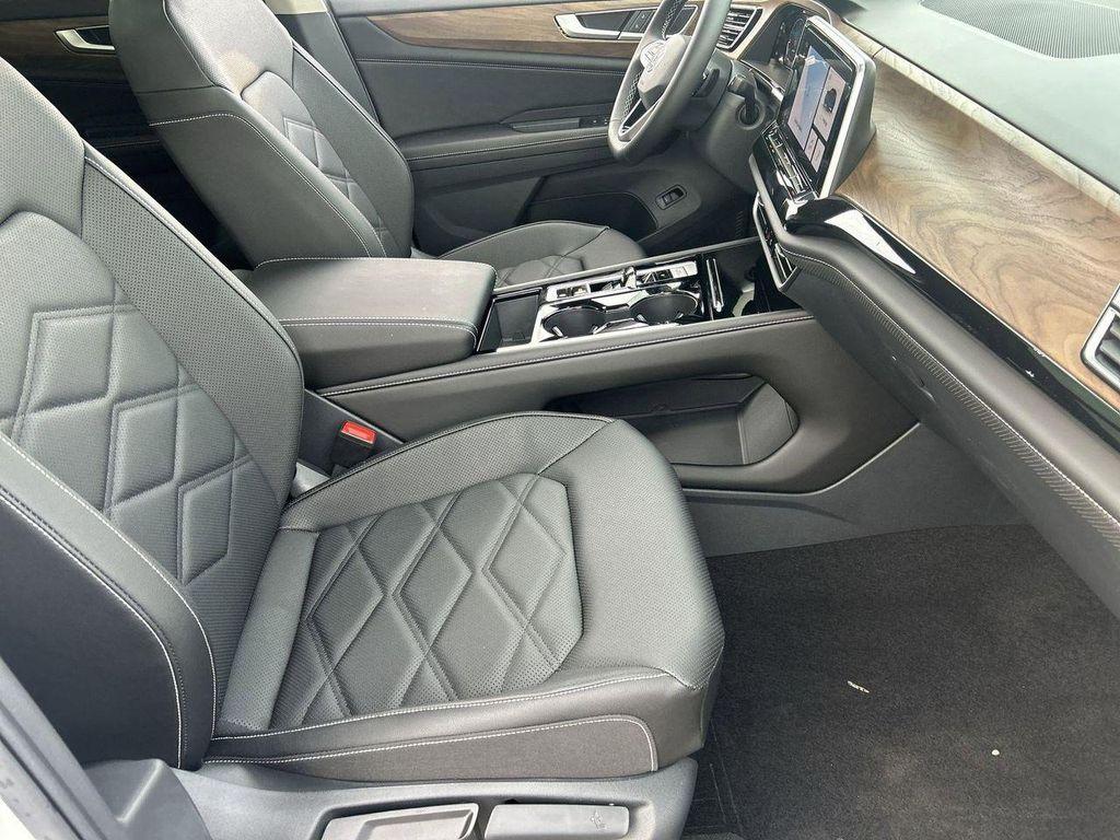 new 2026 Volkswagen Atlas car, priced at $45,941