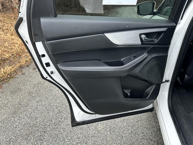 used 2024 Acura MDX car, priced at $39,000