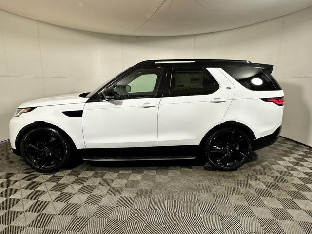 new 2025 Land Rover Discovery car, priced at $72,525