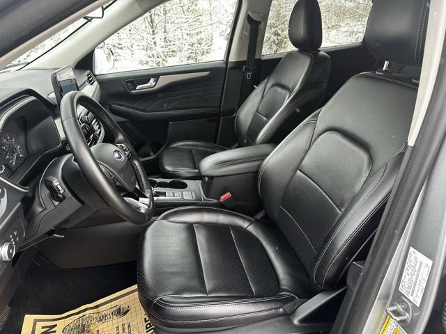 used 2022 Ford Escape car, priced at $21,958