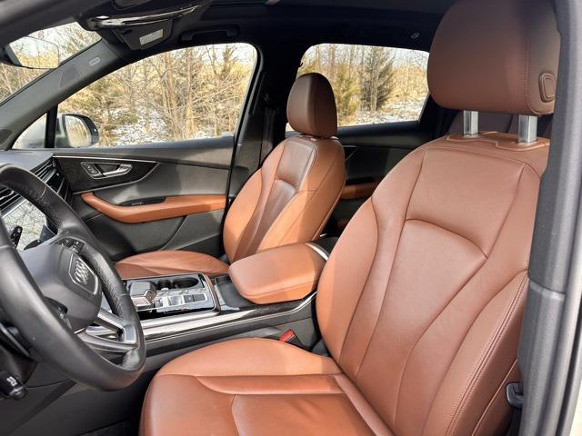 used 2022 Audi Q7 car, priced at $31,670