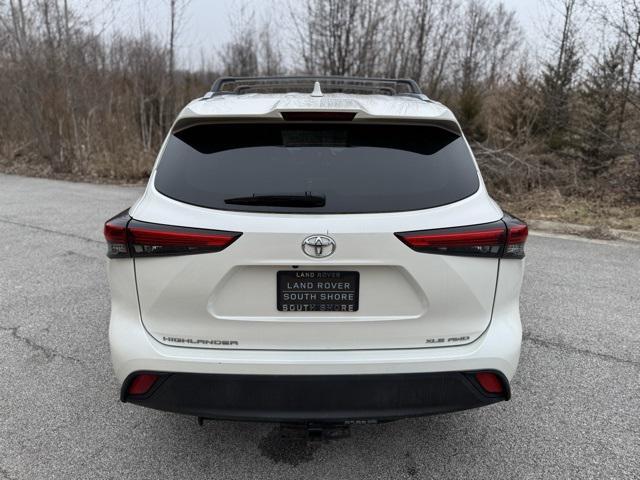 used 2021 Toyota Highlander car, priced at $29,545