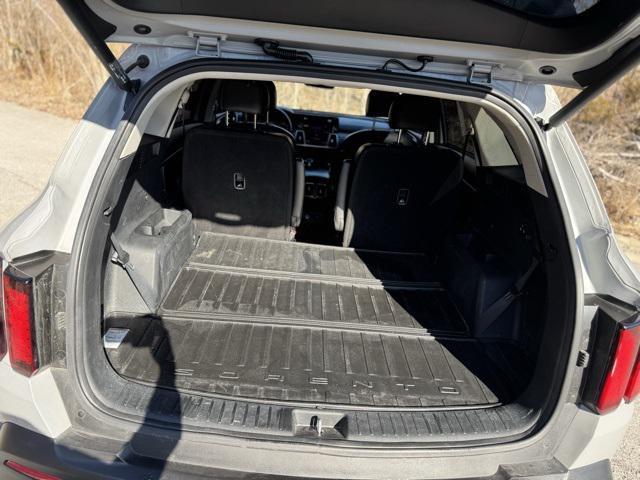 used 2022 Kia Sorento car, priced at $31,233