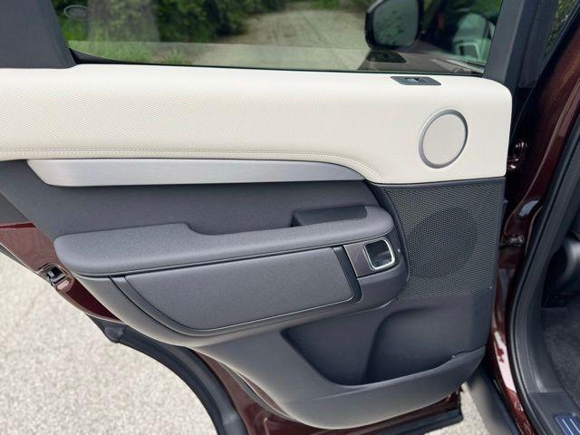 new 2026 Land Rover Discovery car, priced at $81,290