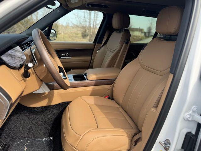 new 2026 Land Rover Range Rover car, priced at $160,484