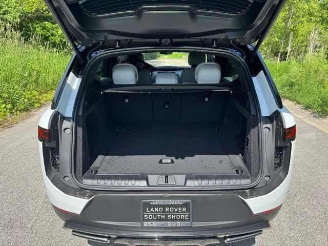 new 2026 Land Rover Range Rover Sport car, priced at $92,034