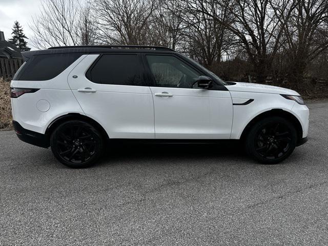 used 2023 Land Rover Discovery car, priced at $40,000