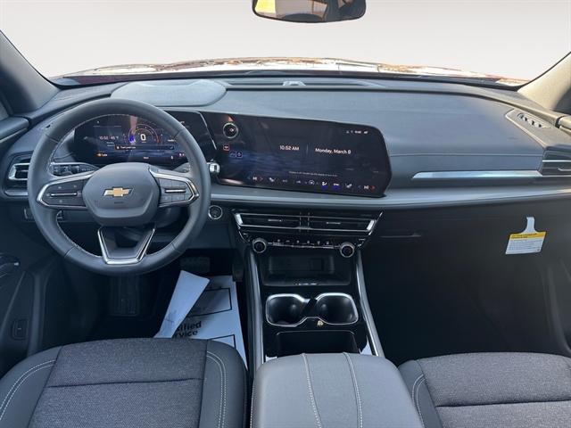 new 2026 Chevrolet Traverse car, priced at $43,290