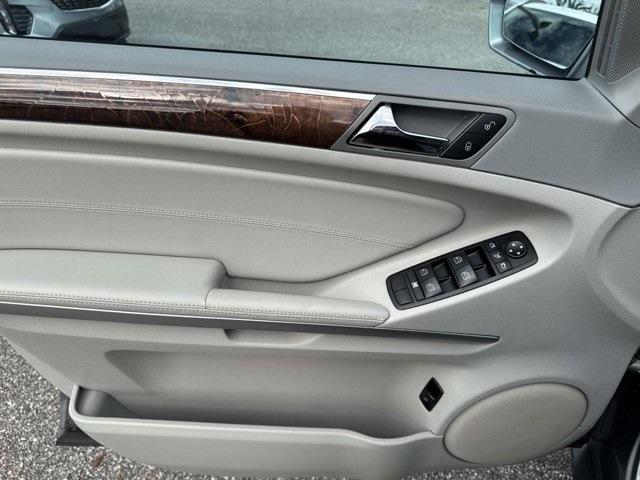 used 2010 Mercedes-Benz M-Class car, priced at $6,000