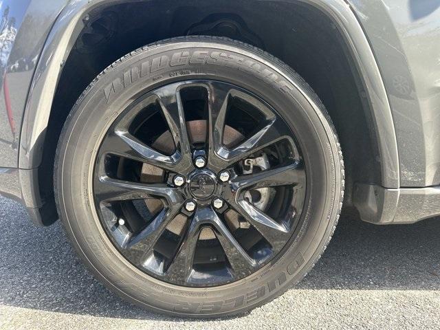 used 2021 Jeep Grand Cherokee car, priced at $19,988