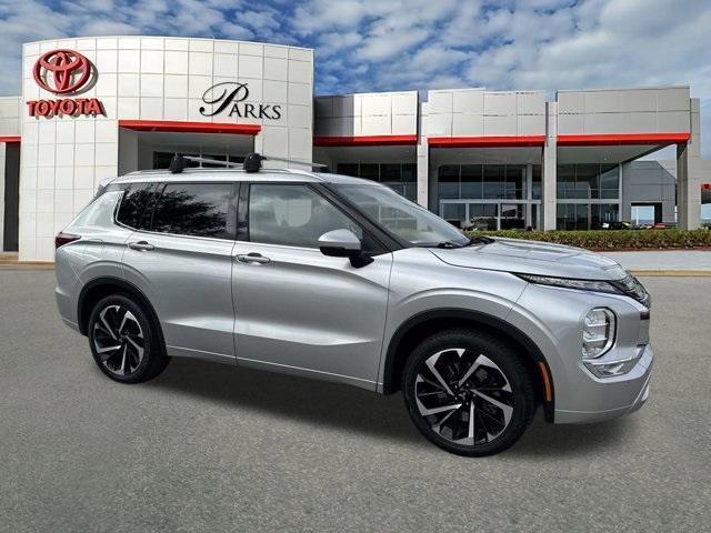 used 2022 Mitsubishi Outlander car, priced at $15,998