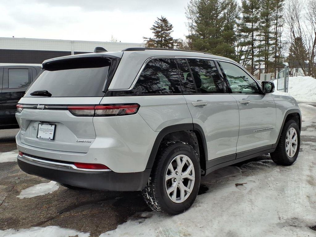 used 2022 Jeep Grand Cherokee car, priced at $27,141