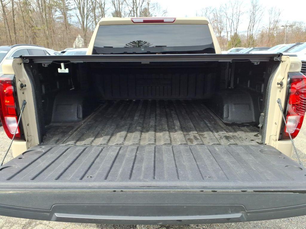 used 2023 GMC Sierra 1500 car, priced at $43,075