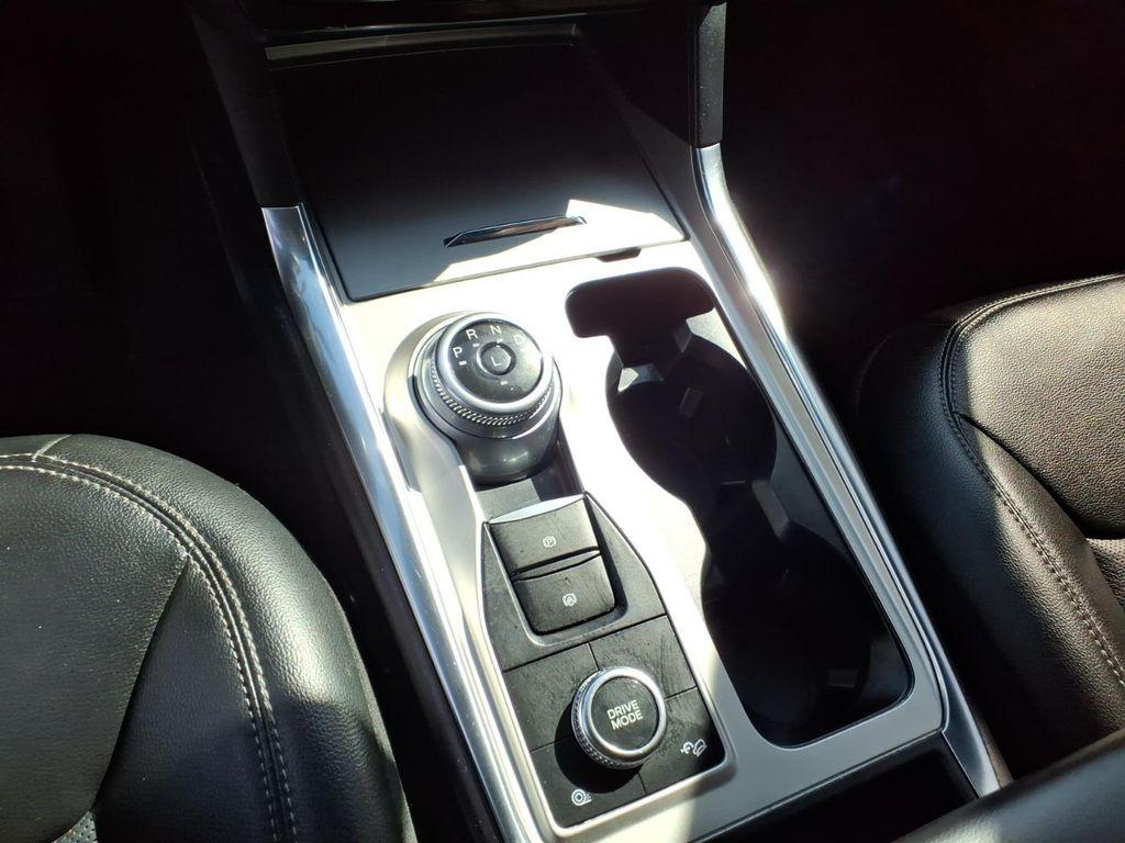 used 2022 Ford Explorer car, priced at $28,119