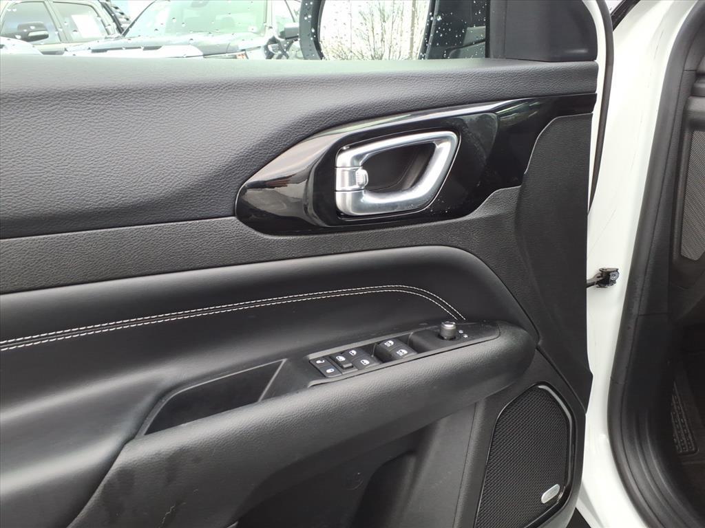 used 2022 Jeep Compass car, priced at $19,340