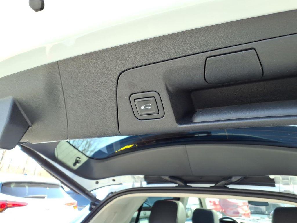 used 2023 Buick Envision car, priced at $27,989