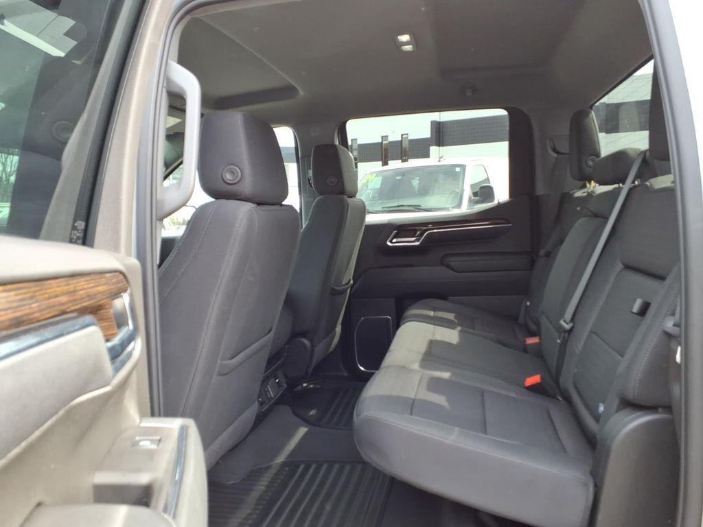 used 2025 GMC Sierra 1500 car, priced at $44,416