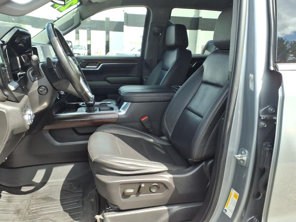 used 2023 GMC Sierra 1500 car, priced at $43,434