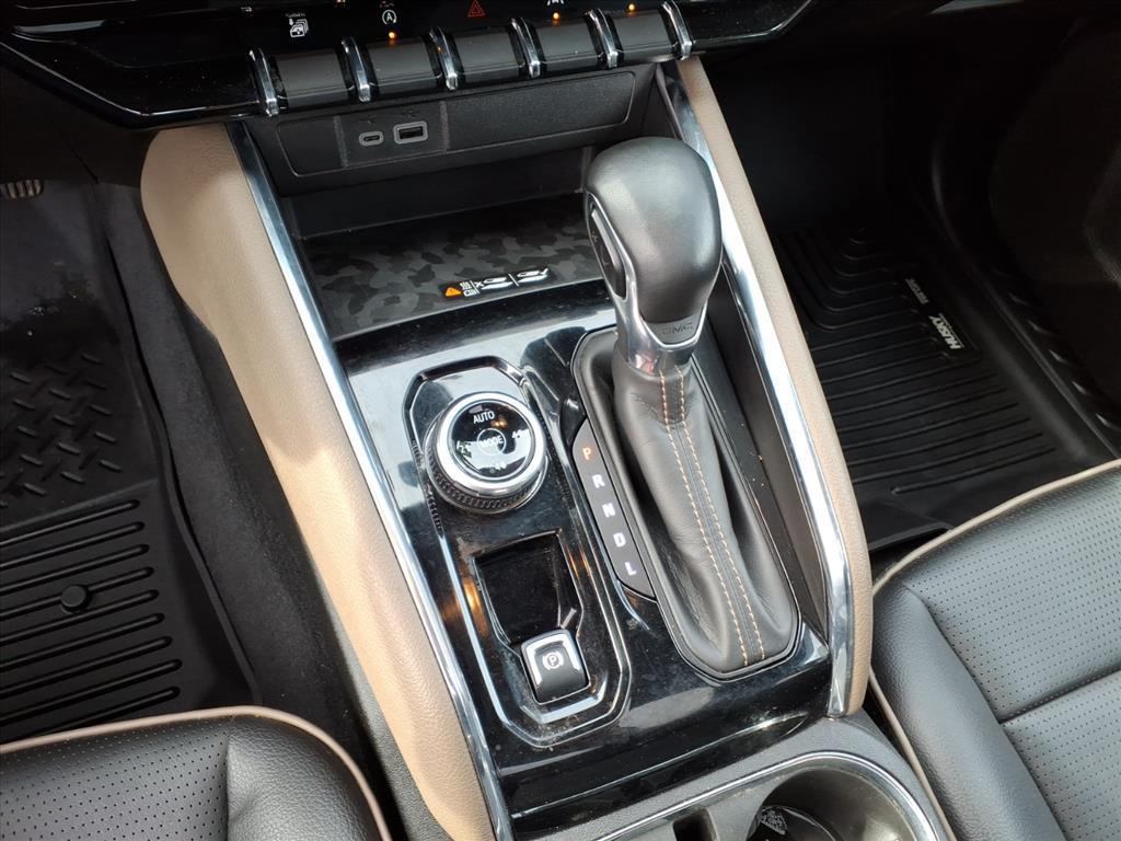 used 2023 GMC Canyon car, priced at $43,152