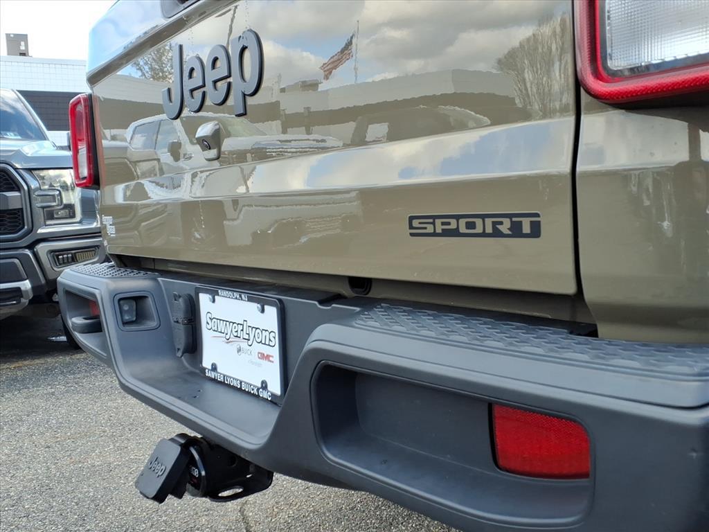 used 2020 Jeep Gladiator car, priced at $21,019
