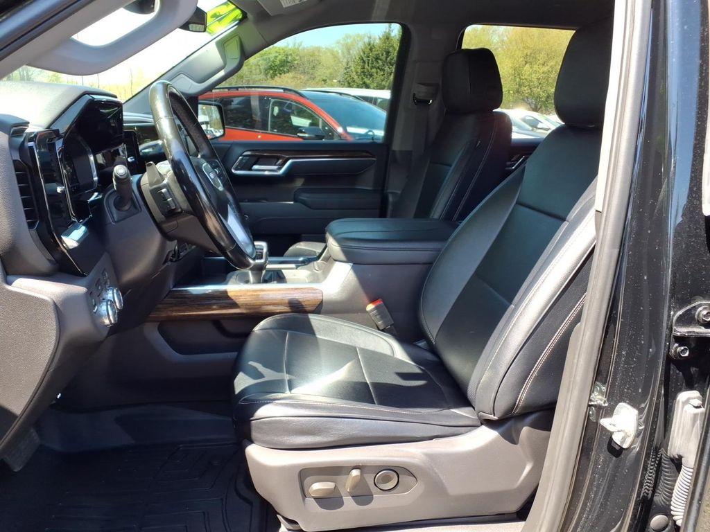 used 2025 GMC Sierra 1500 car, priced at $51,985
