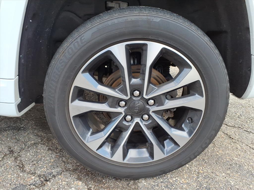 used 2023 Jeep Grand Cherokee car, priced at $29,940