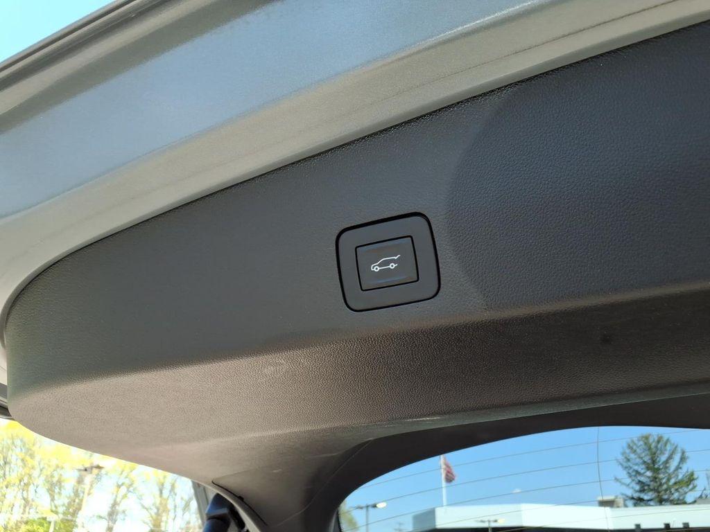 used 2025 Buick Encore GX car, priced at $26,985