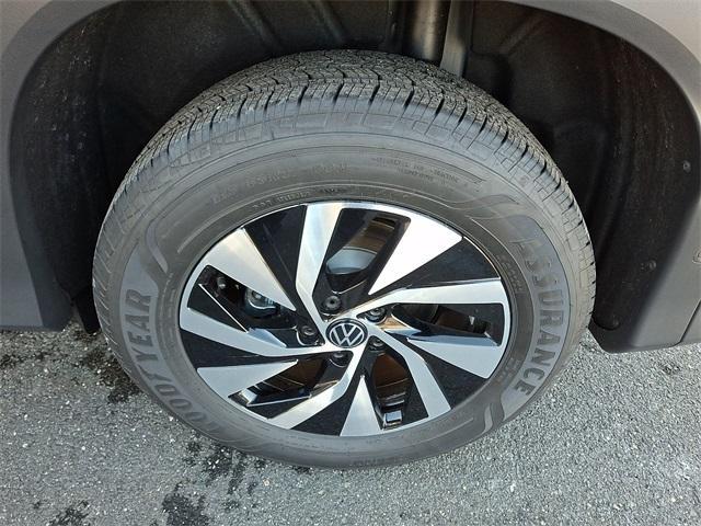 new 2026 Volkswagen Tiguan car, priced at $35,072