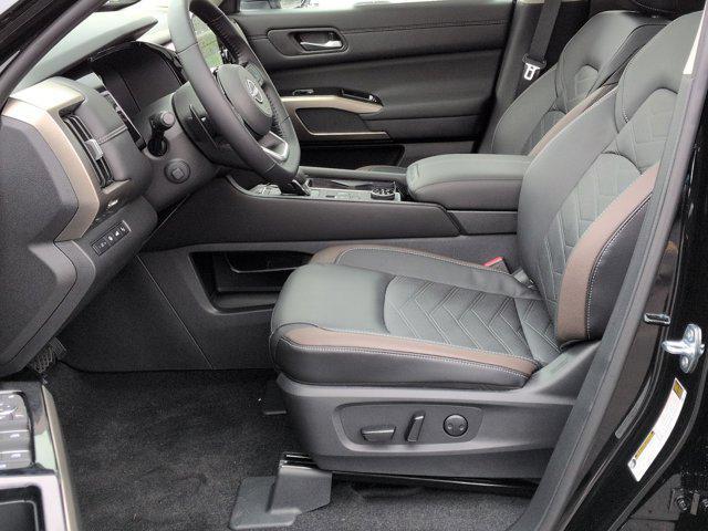 new 2025 Nissan Pathfinder car, priced at $44,542