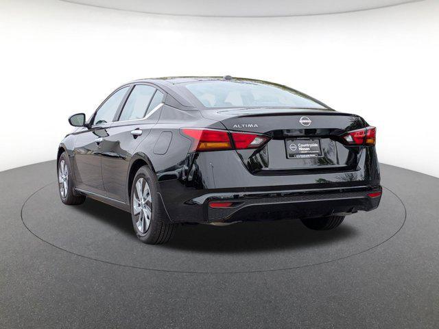 new 2025 Nissan Altima car, priced at $22,901
