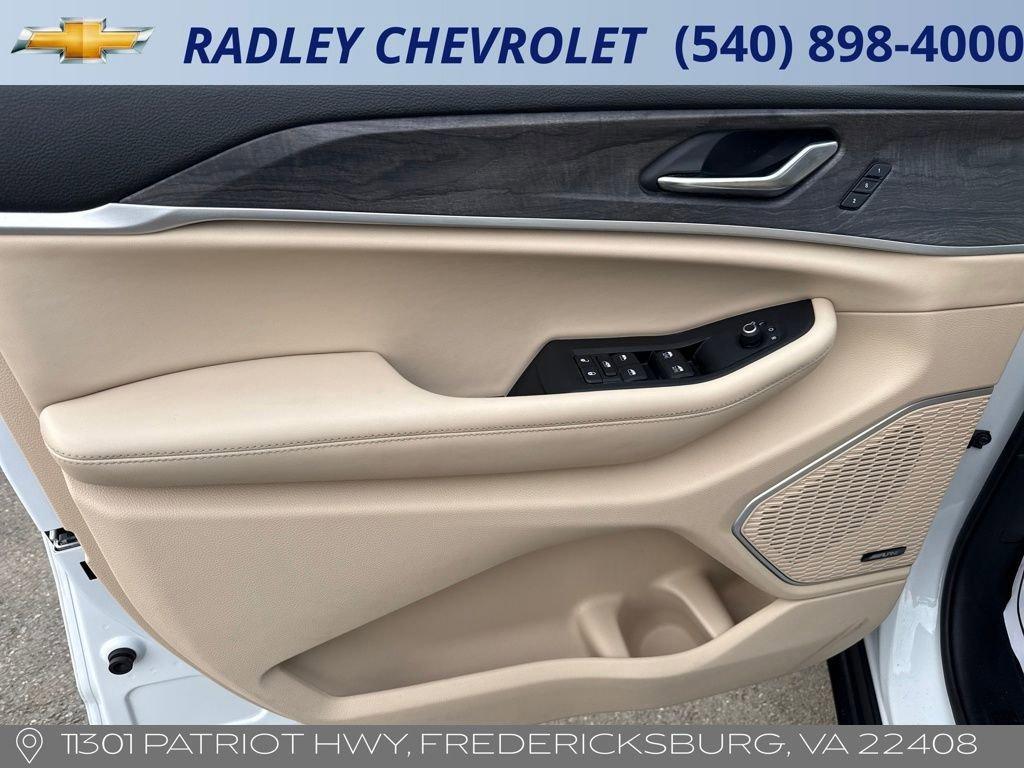 used 2021 Jeep Grand Cherokee L car, priced at $25,000