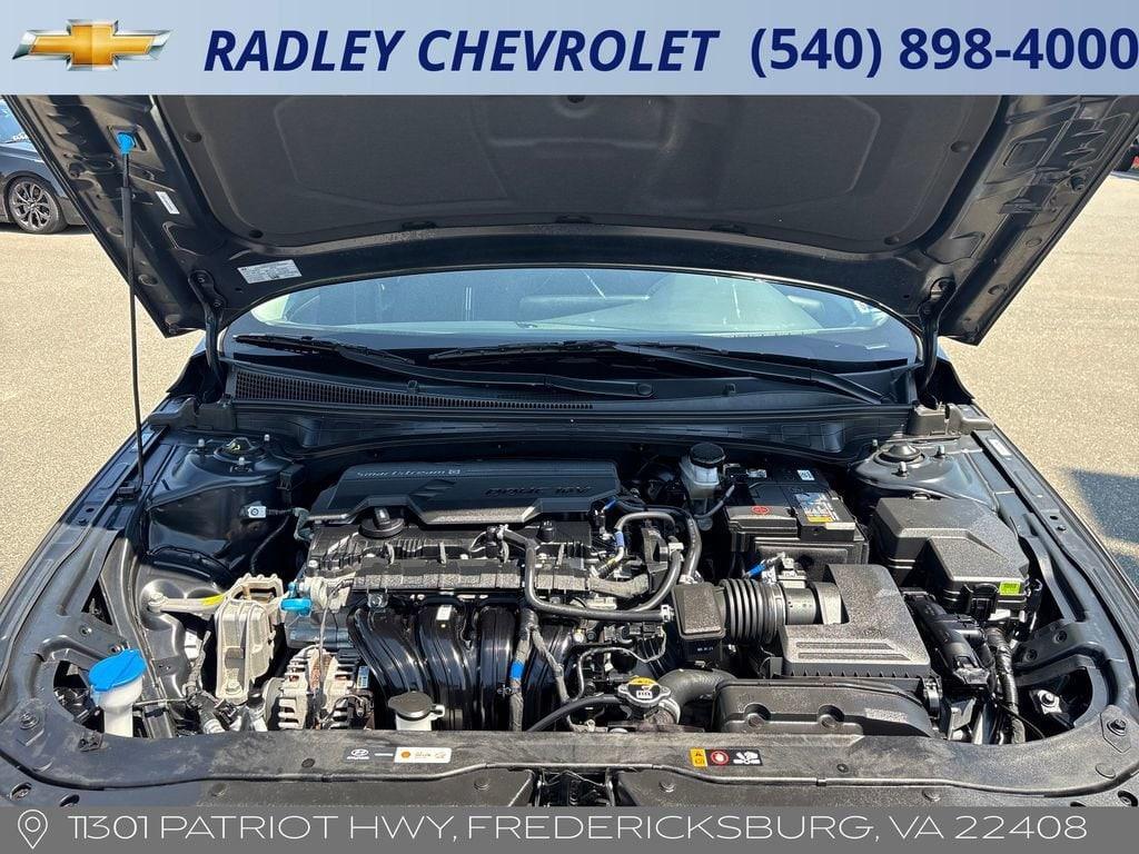 used 2025 Hyundai Elantra car, priced at $21,294