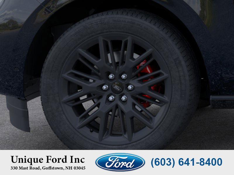 new 2025 Ford Expedition car, priced at $83,490