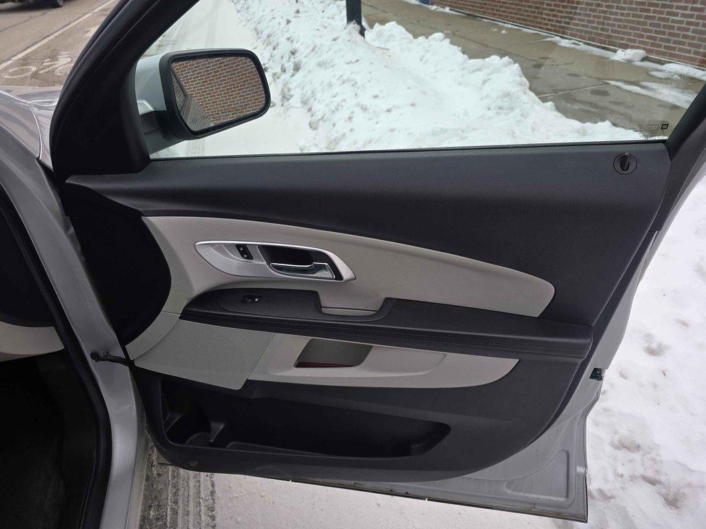 used 2016 Chevrolet Equinox car, priced at $9,800