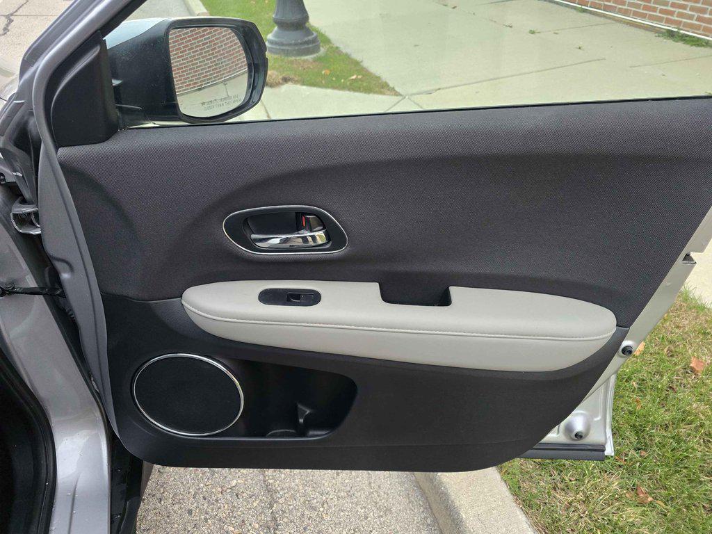 used 2022 Honda HR-V car, priced at $15,900