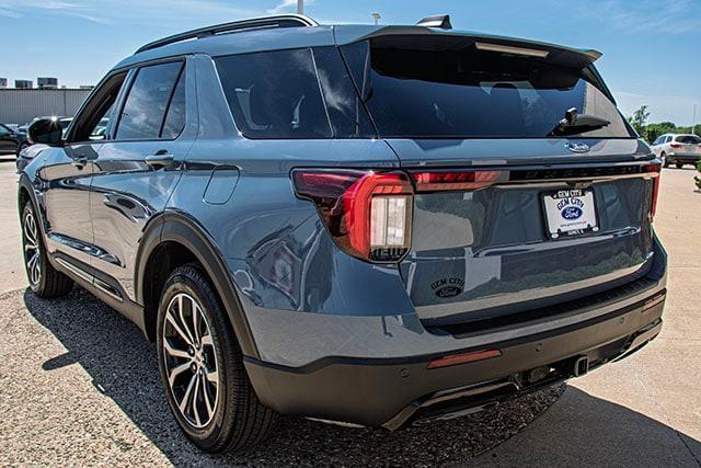 used 2026 Ford Explorer car, priced at $47,997