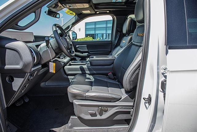 new 2026 Ford Expedition car, priced at $86,530