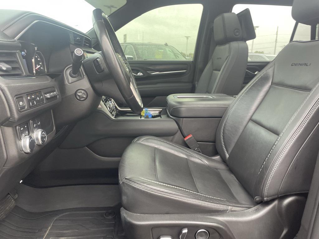 used 2021 GMC Yukon car, priced at $52,274