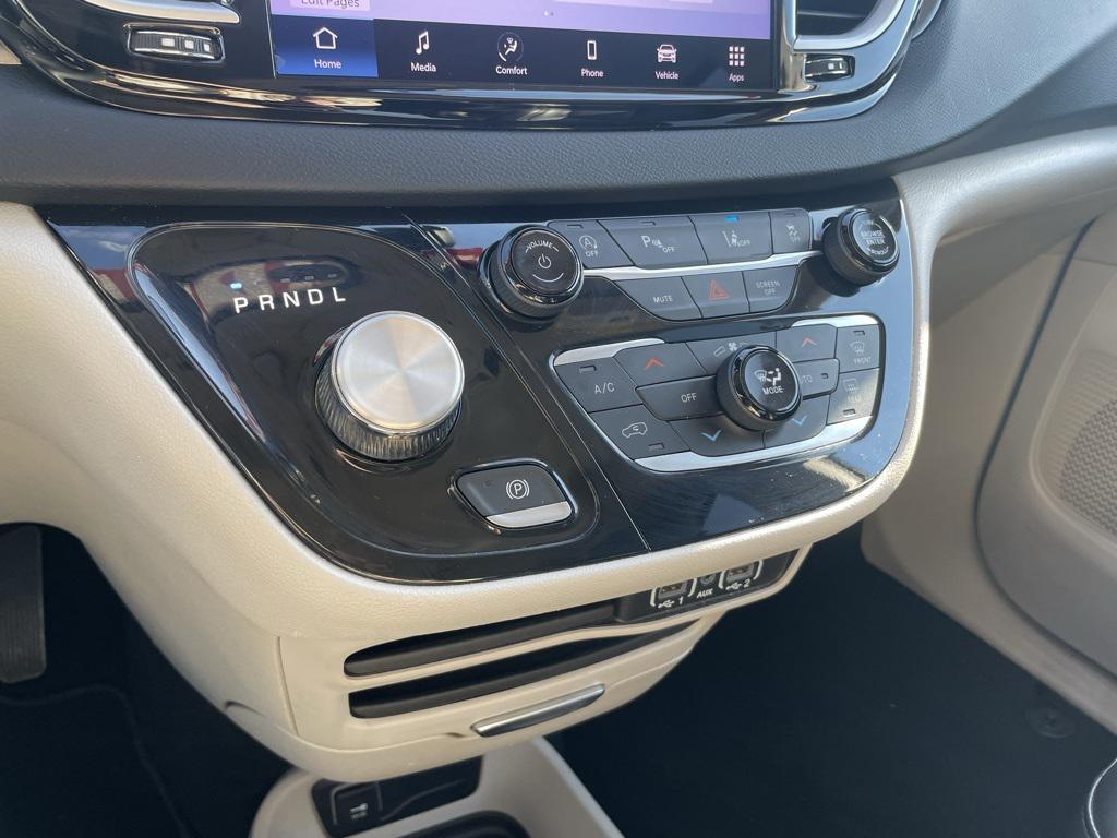 used 2023 Chrysler Pacifica car, priced at $22,849