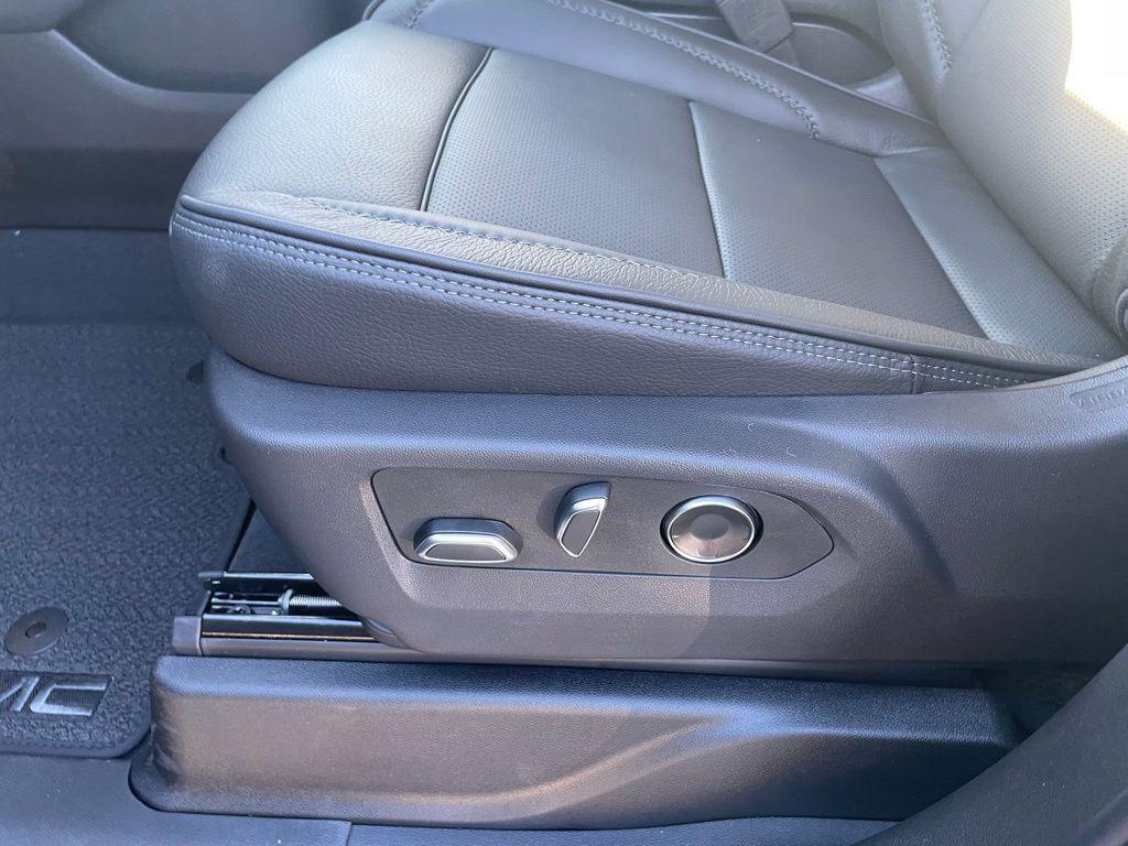 new 2026 GMC Yukon XL car, priced at $87,500
