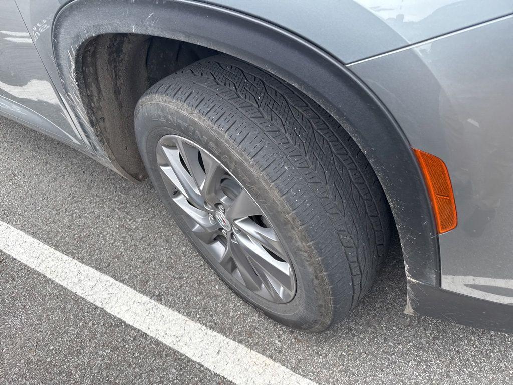 used 2025 Buick Enclave car, priced at $34,998