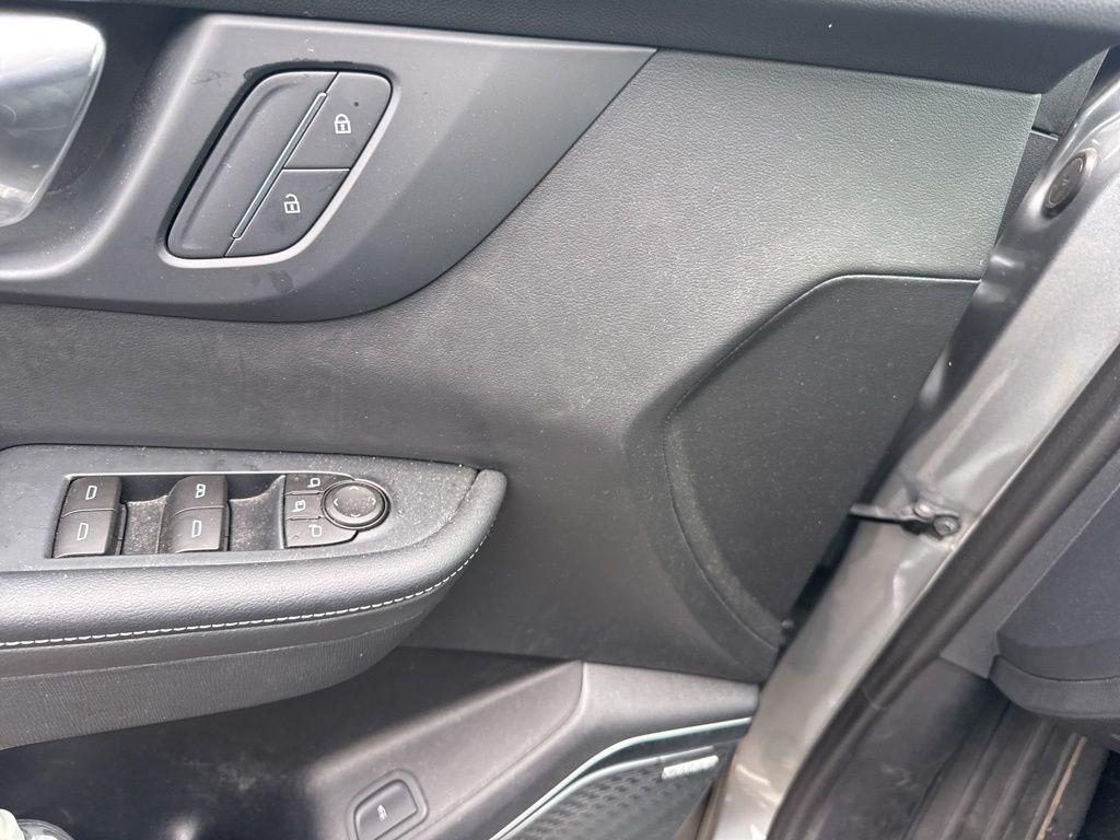 used 2025 Buick Enclave car, priced at $34,998